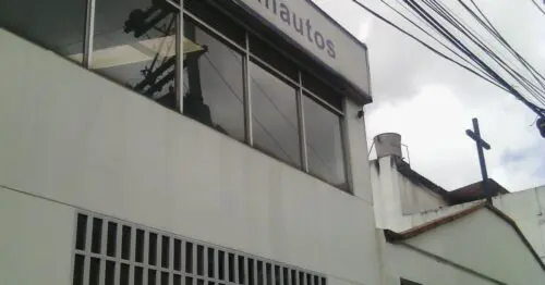 FREIMANAUTOS LTDA TALLER COLISION FREIMANAUTOS LTDA TALLER COLISION